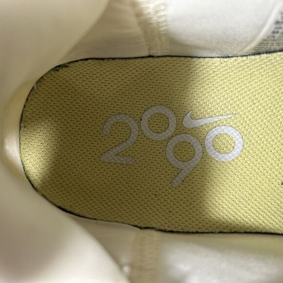 Nike Air Max 2090 CW8610-100 Women’s Size 10 White Athletic Running Shoes Used - Picture 10 of 11
